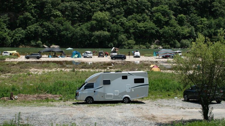 Camping-car occasion : conseils d’experts pour bien le choisir !